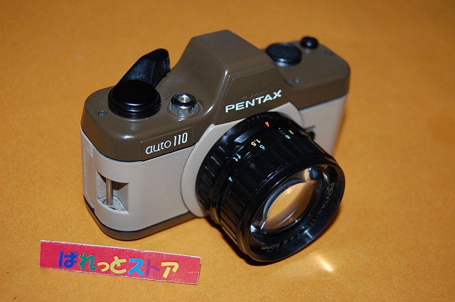 ASAHI PENTAX auto110ボディー＆ 50mm F2.8望遠レンズ＆純正ケース付き・一眼レフカメラ1979年式・限定版マルーン
