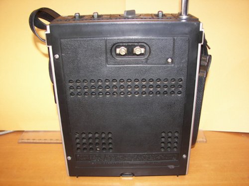 追加の写真3: ソニー　スカイセンサー5500　1972年型　（ICF-5500　FM/AM 3 BAND RECEIVER）