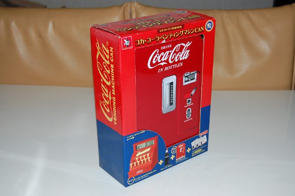 画像1: 120th Anniversary「コカ・コーラ ベンディングマシンCAN」1940年代スタイル【スチール・カン】