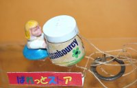 フランス・chambourcy yogurt女の子「テクテク」動くミニチュア人形キーフォルダー
