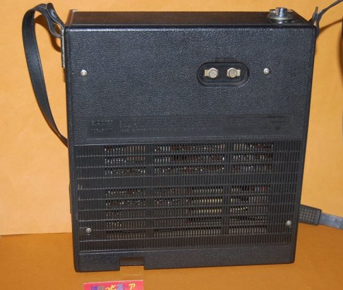 追加の写真2: SONY スカイセンサー5800　1973年型　（ICF-5800　FM/AM/SW 3 BAND RECEIVER） SONY純正キャリングベルト付 
