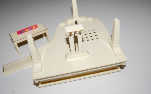追加の写真1: フランクリン Model LF-120 Grand Piano AM ８石トランジスタラジオ 1975年・日本製