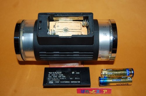 追加の写真3: シャープ Model BP-200 6石トランジスターThermometer Radio 1970年・日本製 Osaka EXPO'70 .