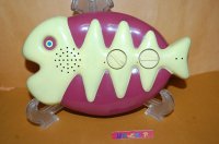 TWD社製 Fish Bone Novelty 6石トランジスタAM モダンアートラジオ　1982年・ホンコン製 