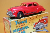 英国・Triang-Minic製 No.2 BUICK 1948 Sedan Musical Car （全長175mm） ・当時物