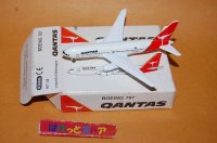 ドイツ・SCHABAK社製No.907/28  縮尺1/600 "QANTAS Airways"  Boeing 767  1982