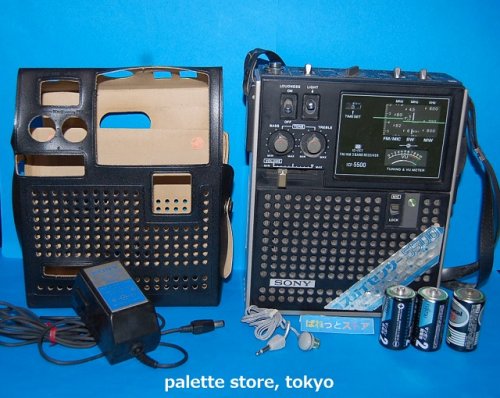 追加の写真1: ソニー・ICF-5500　スカイセンサーFM/AM/SW 3 BAND RECEIVER） 1972年・日本製・ソニー純正ACアダプター＆イヤフォン付
