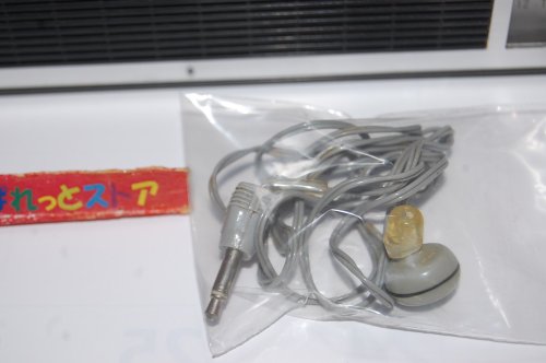 追加の写真1: ソニー　TFM-110F FM/SW/MW 3バンド 1967年6月式 ・トランジスター12個搭載 【黒革キャリング・ケース・イヤフォン付】＃10