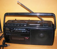 日立　TV/FM/AM ラジカセ ＴＲＫ－5450　1993年型