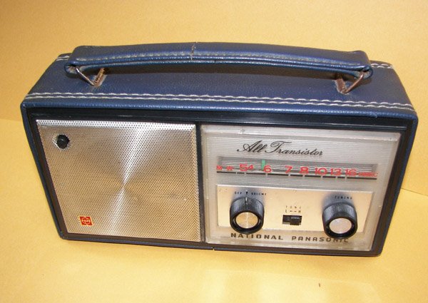 画像1: ナショナル　R-145 【NATIONAL PANASONIC R-145 】ポータブルラジオ　1964年型　紺色  ＃１