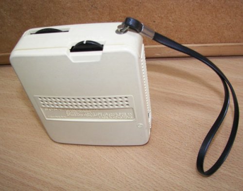 追加の写真1: ソニー　MODEL TR-3550  AM専用トランジスターラジオ　1976年型　白色
