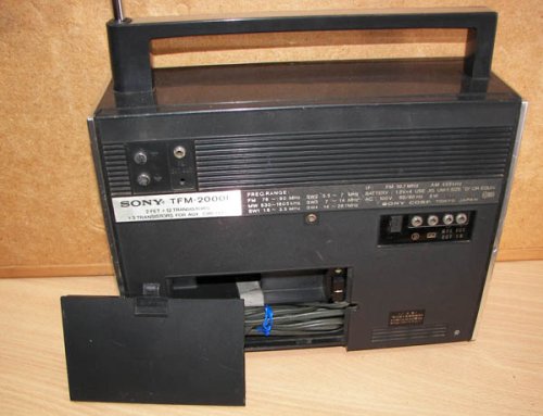 追加の写真3: SONY 6 BAND MODEL TFM-2000F 1969年型