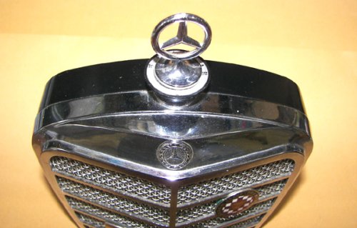 追加の写真1: Mercedes-Benz ラジエータマスク型　６石・トランジスターラジオ 1967年日本製　【通産省ラジオ製造会社コード番号803 】