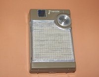 GE ゼネラルエレクトリック　Model 1015 ７石トランジスターラジオ 1960年代　【GE No.1015】