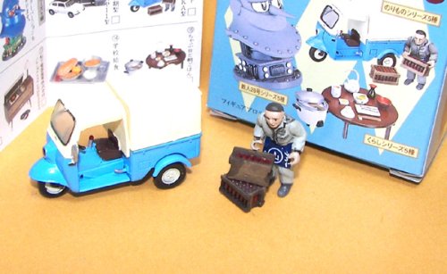 追加の写真2: グリコ・なつかしの20世紀・タイムスリップグリコ第２弾 No.07”ダイハツ　ミゼット　DKA型　三輪トラック （1957年）”【おまけ】　箱付き