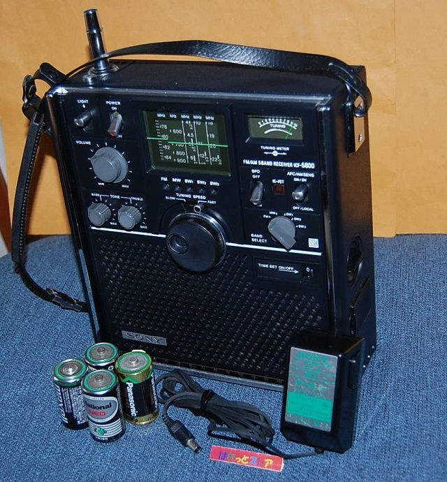 動作美品！○SONY スカイセンサ－ ICF5800 ○昭和のBCL傑作機！ ラジオ 