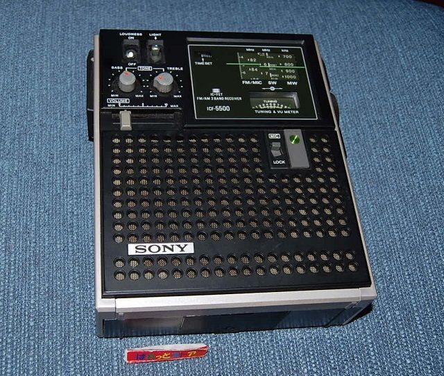 ソニー ICF-5500 スカイセンサーFM/AM/SW 3 BAND 1972年・日本製・純正 