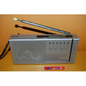 画像: SONY Model TR-4410 「日本短波放送 水晶ワンタッチ受信機能付き」ラジオ 1979年型　 