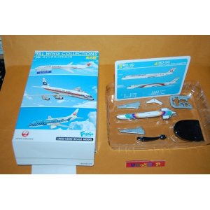 画像: JAL WING COLLECTION 5 - No.4 MD-90　JASレインボーカラー7号機（JA8070）