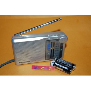 画像: 松下電器 Panasonic Model RF-P150 FM(TV音声１〜3ch.）／AM 2バンドラジオ受信機 2002年製