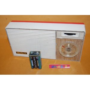 画像: 明治図書出版(株)・Meito Model No.MT-801 "Hi-Fi Deluxe" ８石トランジスタラジオ受信機・ハイファイ機能付・1972年発売品