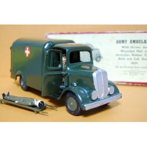 画像: 英国・Britains No.1512 Ford Army Truck Ambulance 1937・オリジナル・元箱付き (late 1940s/ early 1950s) 当時物