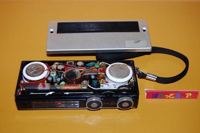 SONY MODEL ICR-200 AM ラジオ1968年 【純正SONY充電器付き】ブラック 