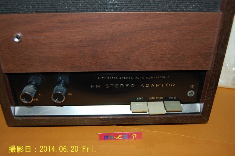 画像: SONY  8F-48 ＋STA-48 【Solid State Family W】 9石 FM/AMホームラジオ/ 11石 FMステレオアダプターセット 1968年式　ステレオ放送を楽しむソニー　ヴィンテージ・ラジオ