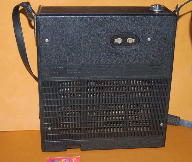 画像: SONY スカイセンサー5800　1973年型　（ICF-5800　FM/AM/SW 3 BAND RECEIVER） SONY純正キャリングベルト付 