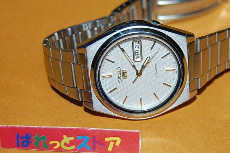 □未使用 1980年頃 共箱付！セイコー5（SEIKO5） 自動巻き（AUTOMATIC 