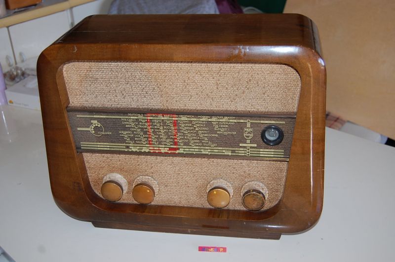 画像: フィリップス・オーストリア(Philips Austria GmbH)６球スーパーアダージョ1951年製ラジオ受信機