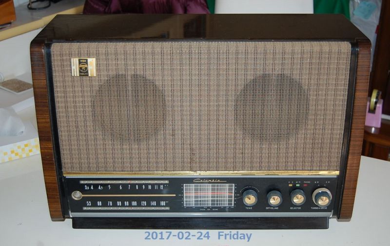画像: Nippon Columbia Model-1520 Hi-Fi 5球真空管2バンドラジオ受信機1961年製