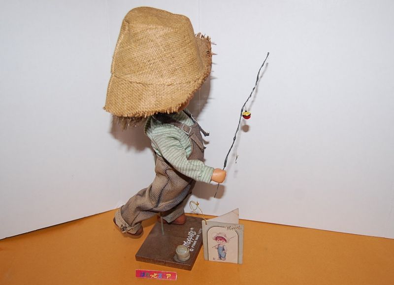 画像: 柴製作所・ちいさなときめき FRAN MARデザイン・『 moppets モペット 』魚釣りの男の子ドール・1973年製品