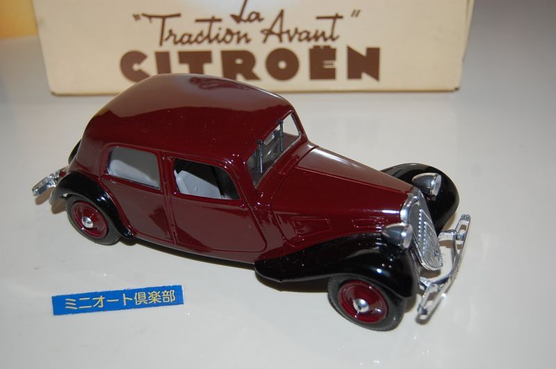 フランス・ELIGOR製1/20 Citroen Traction Avant 11BL 1938 BLACK