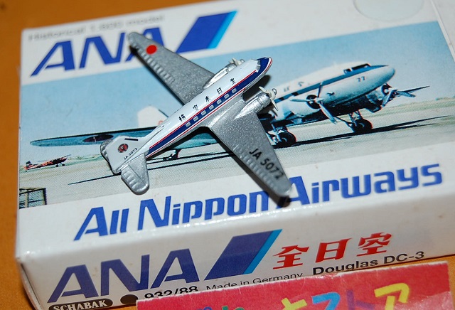 画像: ドイツ・SCHABAK社製 Nr.932/88 1/600 全日本空輸・全日空 Douglas DC-3 ・1990年代発売品