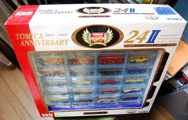 未開封30周年記念トミカアニバーサリー24 - おもちゃ