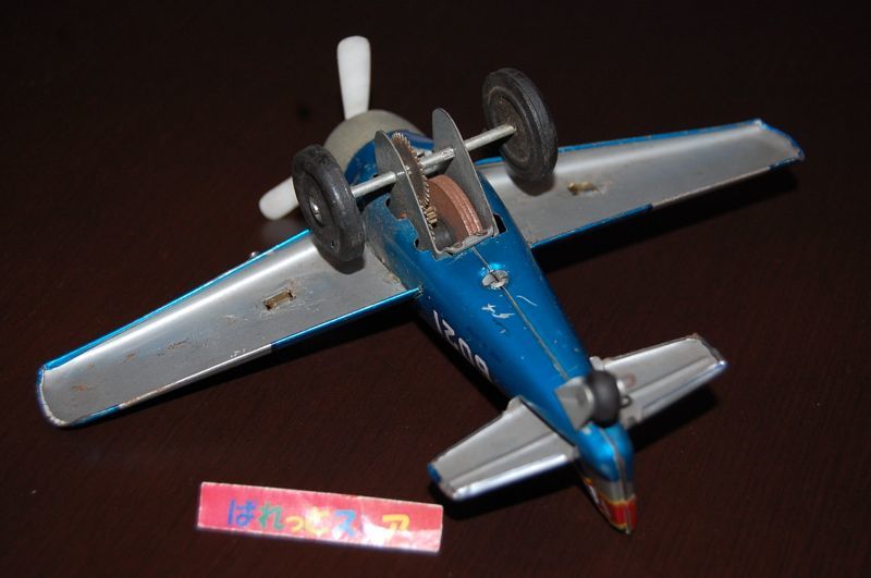 画像: 斉藤玩具 Vultee Aircraft BT-13/15 Valiant "USAF" ２座戦闘機ブリキの飛行機おもちゃ・1950年代当時物