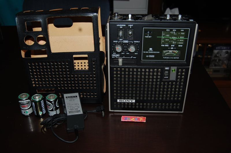 ソニー ICF-5500 スカイセンサーFM/AM/SW 3 BAND RECEIVER） 1972年 