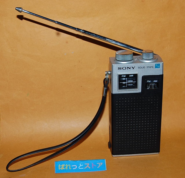 画像: ソニー Model TFM-4500　2バンド（FM＆AM）10石トランジスタラジオ受信機 1973年・日本製【＃27】