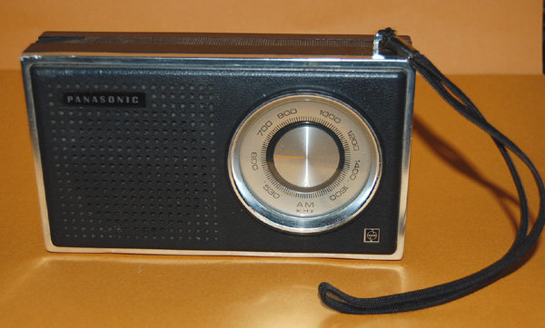 画像1: ナショナル　パナソニック　Model-R-1241 ６石 ポータブルラジオ