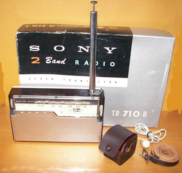画像: ソニー　MODEL TR-710-B MW/SW 2BAND RADIO 1959年型　パッケージ付セット