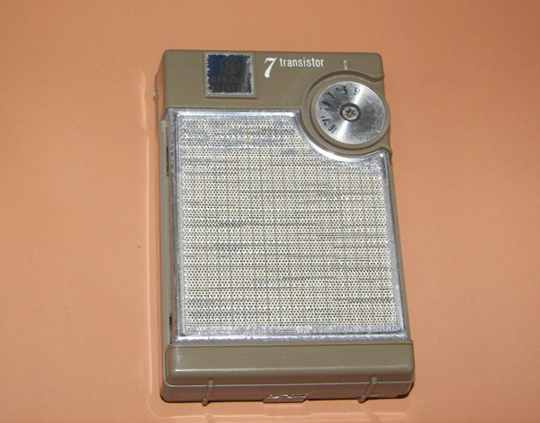 GE ゼネラルエレクトリック Model 1015 ７石トランジスターラジオ 1960