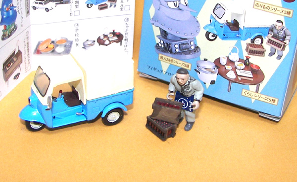 画像: グリコ・なつかしの20世紀・タイムスリップグリコ第２弾 No.07”ダイハツ　ミゼット　DKA型　三輪トラック （1957年）”【おまけ】　箱付き
