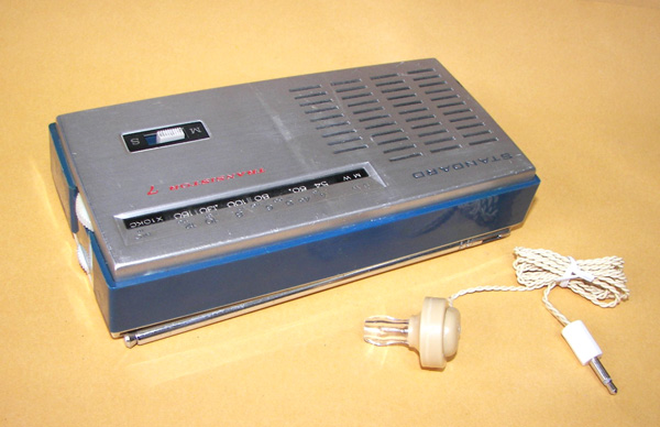 画像: Standard 2 Band SR-G700 Portable7石トランジスターラジオ 1964年日本製