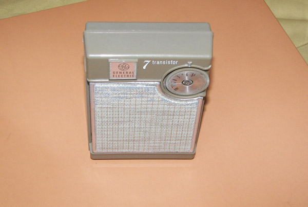 GE ゼネラルエレクトリック Model 1015 ７石トランジスターラジオ 1960 